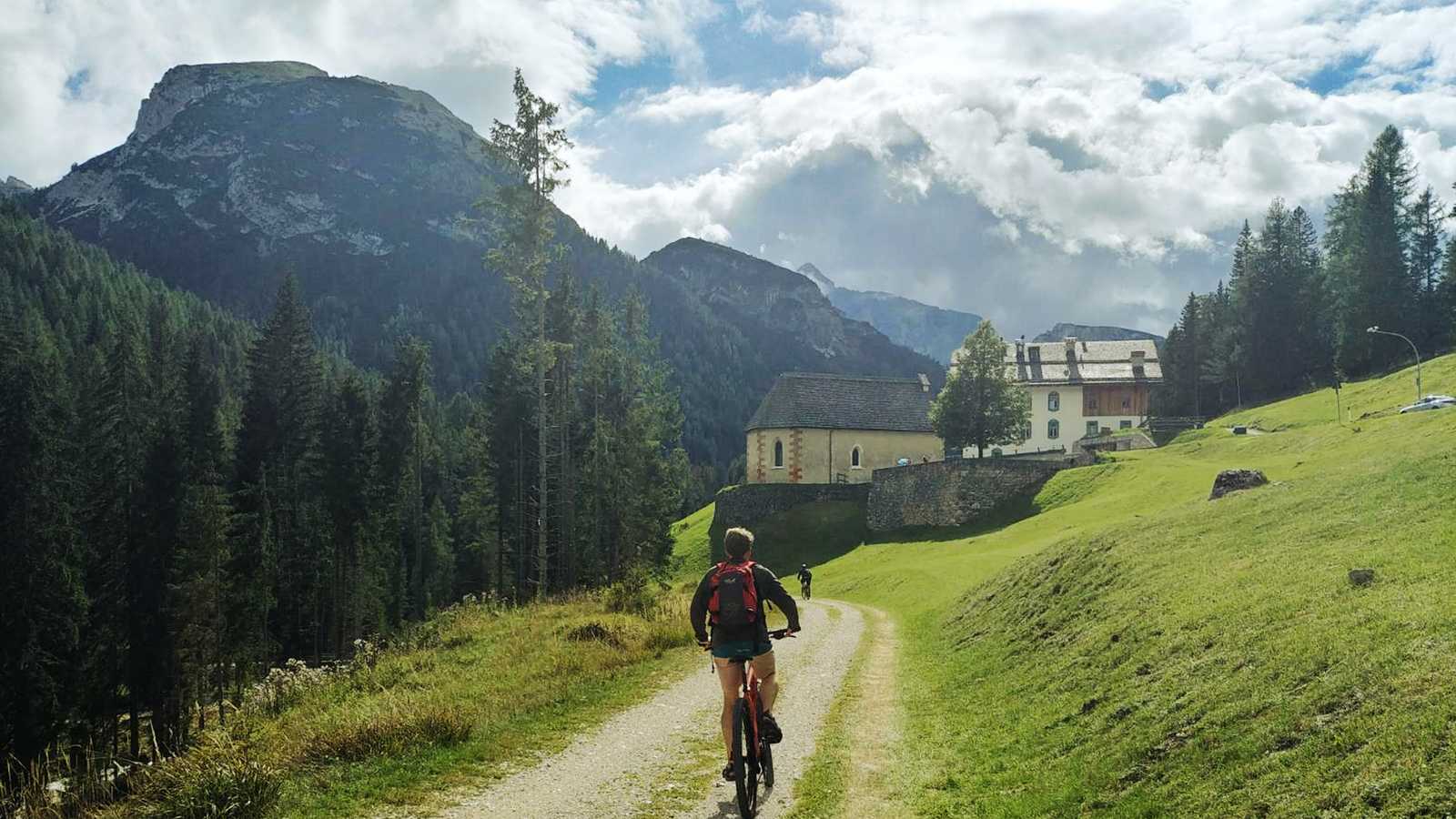 Cycling & Mountainbiking in the Dolomites